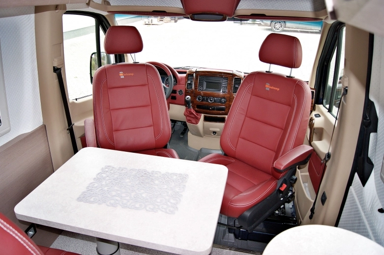 Jak w podróż kamperem, to ze stylem!