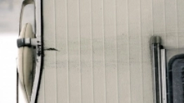 Jak widać na załączonych zdjęciach, czynniki atmosferyczne mogą być dla naszych kamperów i przyczep bezlitosne - zdjęcie 3