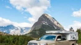 Kabiny mieszkalne Pop-up firmy Four Wheel Campers - zdjęcie 2