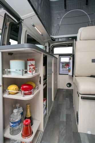 Kamper-bus z toaletą? TAK! - zdjęcie 3