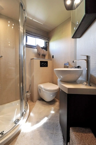 Przykładowe łazienki w modelu marki Volvo i Scania - zdjęcie 6