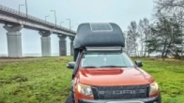 Ford Ranger, na którym zamonowana był kapsuła, był doskonale przygotowany do jazdy poza drogami, m.in. za sprawą dodatkowego oświetlenia - zdjęcie 4