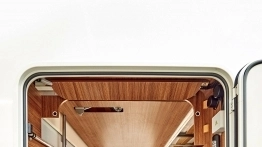 Kamper w luksusowym wydaniu Eura Mobil Integra 890 EB - zdjęcie 4