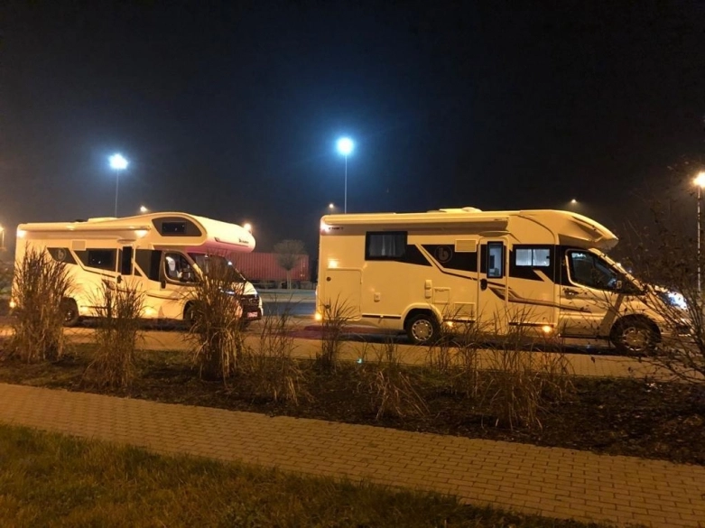 Kamperami na Północ 