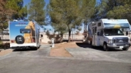 Kemping w Las Vegas. Duże parcele z podłączeniem do prądu, wody i ścieków - zdjęcie 6