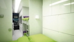 Wnętrze pojazdu jest nie tylko atrakcyjne wizualnie, ale i przemyślane pod względem funkcjonalności. - zdjęcie 1