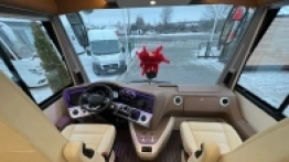 Kampery za 2,5 mln złotych sprzedane w Polsce - zdjęcie 2