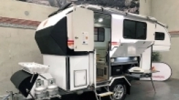 Kimberley Kamper Platinum Limited Edition  po rozłożeniu na postoju - zdjęcie 2