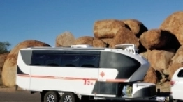 Przyczepa Kimberley Kamper Black Caviar Kruiser – najładniejsza w ofercie australijskiej marki. Od 26 lipca ubiegłego roku dostępna tylko z drugiej ręki... - zdjęcie 9