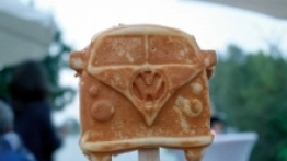 Gofry w kształcie VW Bulli – takie przysmaki zjemy tylko na specjalnych prezentacjach Californii - zdjęcie 19