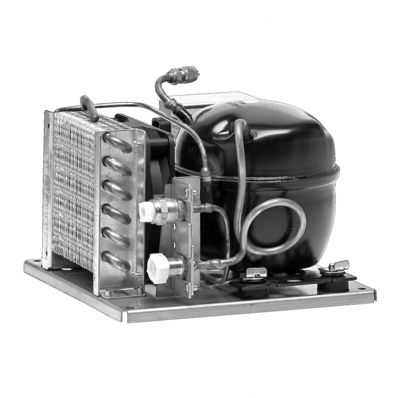 Zewnętrzny agregat chłodzący może być zainstalowany – pod warunkiem zapewnienia odpowiedniej wentylacji – w odległości nawet do 1,5 m od lodówki. To dzięki temu ograniczona kubatura pokładu „domu na kołach” nie musi oznaczać kompromisu (odgłosy pracującej lodówki), gdy załoga oczekuje niczym niezmąconego snu - zdjęcie 3