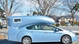  Toyota Prius Camper cieszy się natomiast niezbyt chlubnym mianem „najbrzydszego kampera świata”. Czy słusznie? - zdjęcie 14