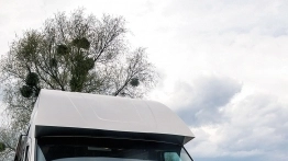 Mały bus, który jest dużym kamperem - zdjęcie 1