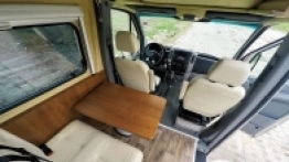 Mały bus, który jest dużym kamperem - zdjęcie 12
