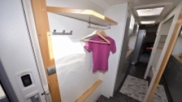 Największa przyczepa kempingowa w Europie na sprzedaż - zdjęcie 2