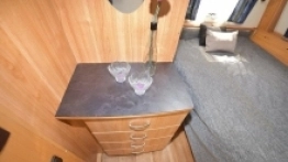 Największa przyczepa kempingowa w Europie na sprzedaż - zdjęcie 11