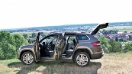 Kubatura nadwozia spełnia oczekiwania nawet najbardziej wymagających użytkowników i rodzin wielodzietnych - zdjęcie 1