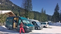 Zimowy caravaning to możliwość poznania w krótkim czasie wielu ośrodków narciarskich, a także ich szybkiego wyboru - zdjęcie 5