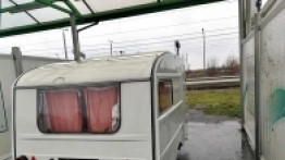 Ta sama przyczepa po wstępnym myciu aktywną pianą Eco Skan 3000 - zdjęcie 8