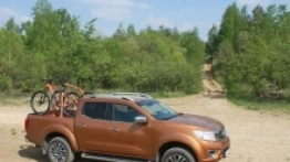 Nissan NP300 Navara dCi 190 - zdjęcie 8