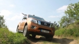 Nissan NP300 Navara dCi 190 - zdjęcie 9