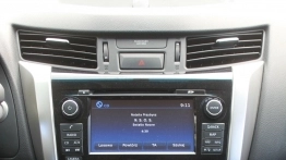 Nissan NP300 Navara dCi 190 - zdjęcie 18