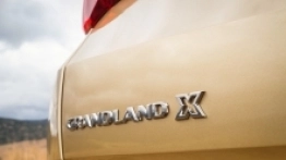 Nowy Opel Grandland X z flagowym dieslem i nową ekskluzywną wersją wyposażenia - zdjęcie 3
