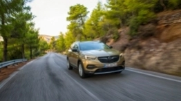 Nowy Opel Grandland X z flagowym dieslem i nową ekskluzywną wersją wyposażenia - zdjęcie 4