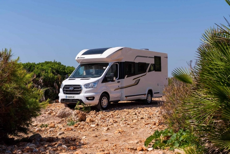 Optymalny podróżnik. Benimar Tessoro 497