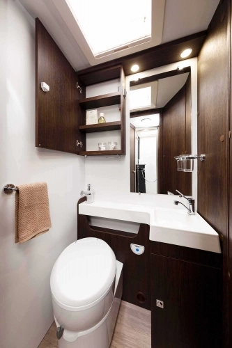 Optymalny podróżnik. Benimar Tessoro 497 - zdjęcie 7