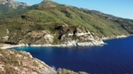 Cap Corse. Tu więcej jest zieleni, a plaże – kamieniste - zdjęcie 5