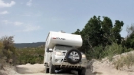 Dojazd do Punta Mortella to wyzwanie nawet dla pojazdu z napędem 4×4. Trud wynagradzają zastane widoki - zdjęcie 8