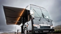 Każdy kamper wyposażony jest w markizę - zdjęcie 15