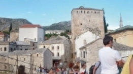W Mostarze turystów z roku na rok jest coraz więcej - zdjęcie 2