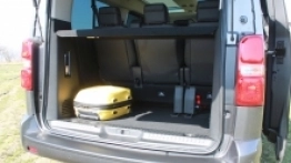 Peugeot Traveller Allure 2.0 HDI 150KM - zdjęcie 6