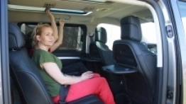 Peugeot Traveller Allure 2.0 HDI 150KM - zdjęcie 13