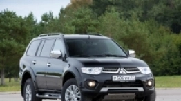Mitsubishi Pajero Sport - zdjęcie 7