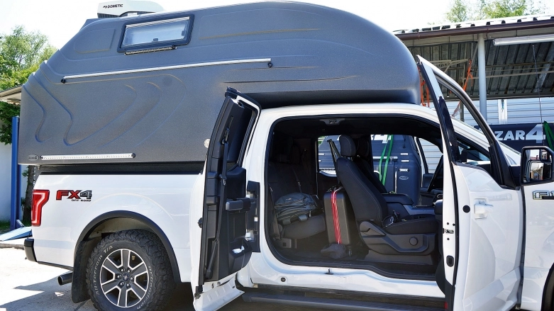 Pojechałem na biwak Azarem