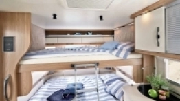 Wnętrze jest przestronne, jasne i, jak widać, w pełni konfigurowalne - zdjęcie 1