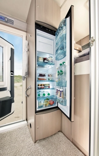 Lodówka typu SlimTower to rozwiązanie Hobby - zdjęcie 9