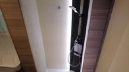 Toaleta i łazienka to osobne pomieszczenia. Bardzo dobrze! - zdjęcie 8