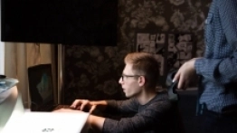 Spanie w samochodzie sposobem na oszczędność w dużych miastach? - zdjęcie 7