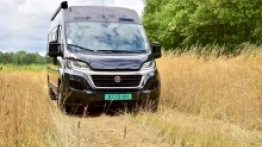 Super Custom Camper - zdjęcie 36