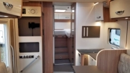 Szukasz gustownej półintegry oto Burstner - zdjęcie 2