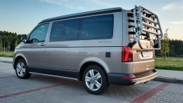 T6.1 California Beach w gronie kamperów VW  - zdjęcie 1