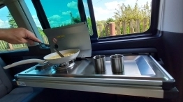 T6.1 California Beach w gronie kamperów VW  - zdjęcie 3