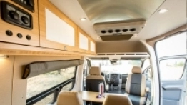 Terenowa "Elektrownia" 4x4 od Outside Van - zdjęcie 11