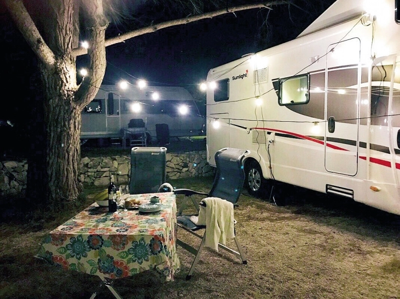 Test kampera Sunlight A70 - plusy i minusy