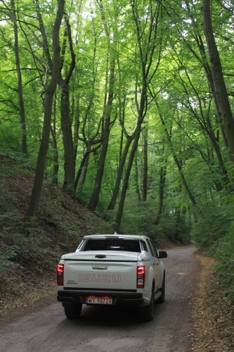 Testujemy Isuzu D-Max Shiro - zdjęcie 15