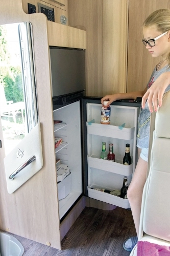 Kuchnia wyposażona jest kompleksowo. - zdjęcie 7